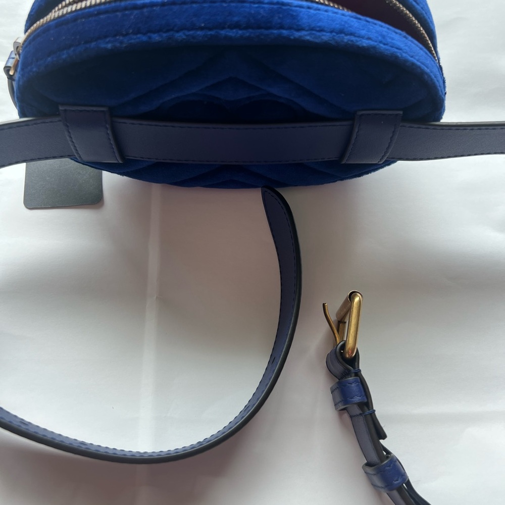 BRAND NEW Gucci GG Marmont Belt Bag Matelasse Cobalt Blue Velvet with Dustbag - Picture 8 of 13